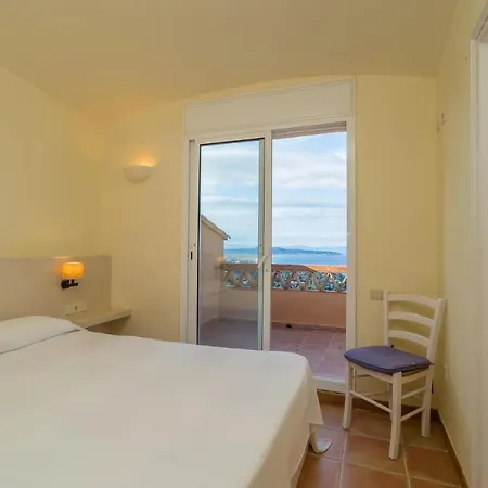 Nyaraló Sleeps 6 Pool