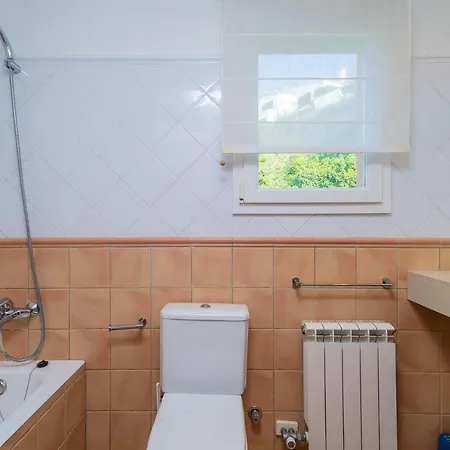 Sleeps 6 Pool Begur